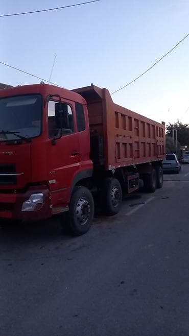 masin baqajlari: 2011 il, motor 8.9 l, Samosval, İşlənmiş — 4