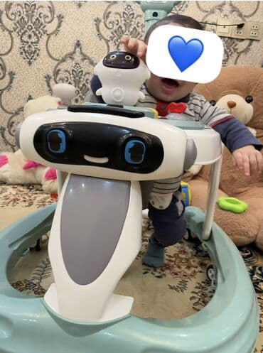 vector robot qiymeti: Uşaq üçün gəzdirici (walker) – robot dizaynlı, yaşıl-ağ rəng palitrası — 2