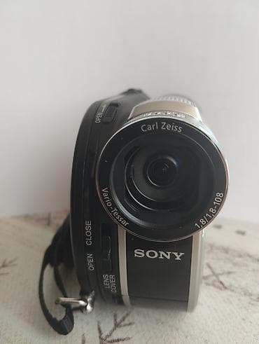 Sony Handycam DCR-DVD650E videokamera – Carl Zeiss Vario‑Tessar lalafo.az -da Sony Handycam DCR-DVD650E videokamera – Carl Zeiss Vario‑Tessar