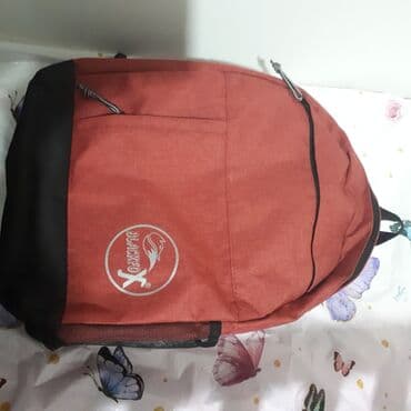 купить бу чемодан: Blackku markalı qırmızı rəngdə bel çantası. Çantanın əsas bölməsindən — 3