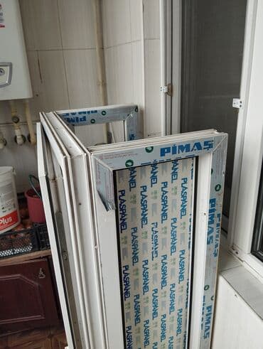 plastik: Plastikdən kombi üçün qutu. Şkaf ücündə yararlıdır. Hündürlüyü-130 — 1