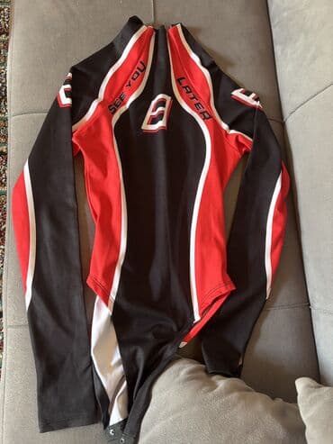 köynək qadın: BODY Standart olcude 30 AZNe alinib 10 AZNe satilir 2 defe geyinilib — 2