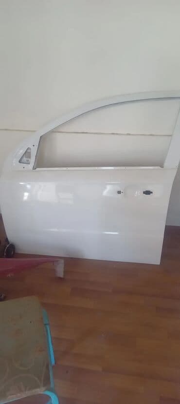 renault logan 2019: Sol ön, Ravon R3, 2017 il, ABŞ, Ünvandan götürmə — 2