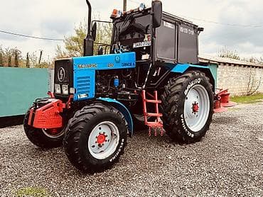 bal maşını: BELARUS 892 kənd təsərrüfatı traktoru - Model: BELARUS 892 (bort — 1