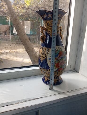 gul səbətləri: Bir vaza, Keramika — 5