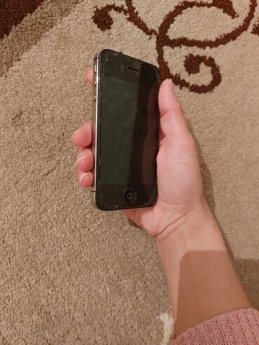 ayfon 5s ekran: IPhone 4, Qara — 2