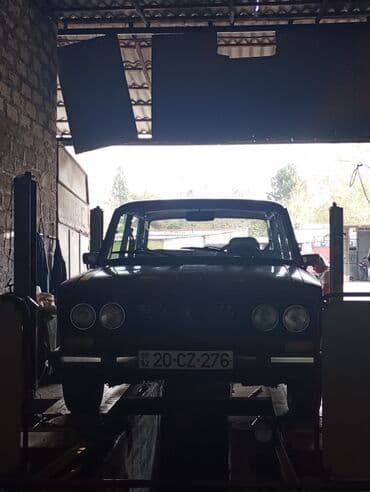 дом на колесах turbo az: Model: LADA (VAZ) 2106 sedan Rəng: Tünd qırmızı/bordo Nömrə nişanı — 3