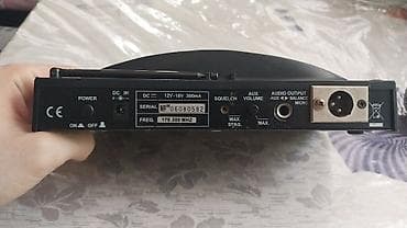 samsung level u: İşlənmiş Simsiz (Bluetooth) Mikrofon Sekaku, Ünvandan götürmə — 2