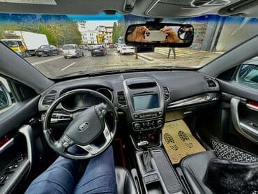 xacmazda ucuz avtomabiller: Kia Sorento şəhər və uzun məsafələr üçün rahat, geniş və funksional — 10