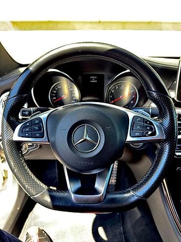 Üsdunen cixma zavod amg sükan. W205 uzerinen cixib. Mercedes-Benz