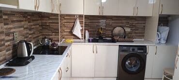 kirayə evlər xalqlar dostluğu: Xetai metrosunnan 10 deq mesafe 4 oag 2 sanitar qovsagi 1 balkonu var — 3