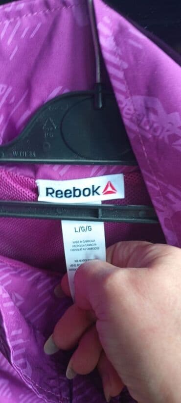 женская косуха из кожзама: Куртка женская фирмы Reebok с Америки размер L, но пойдет и на больше — 5
