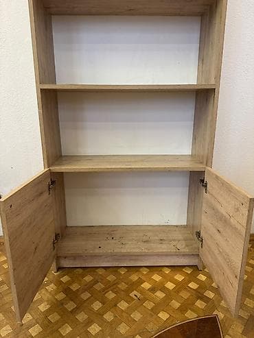 Книжные шкафы: Ölçülər: Hündürlük 2 m Eni 80 sm Dərinliyi 29 sm Xüsusiyyətlər: - 4 — 2
