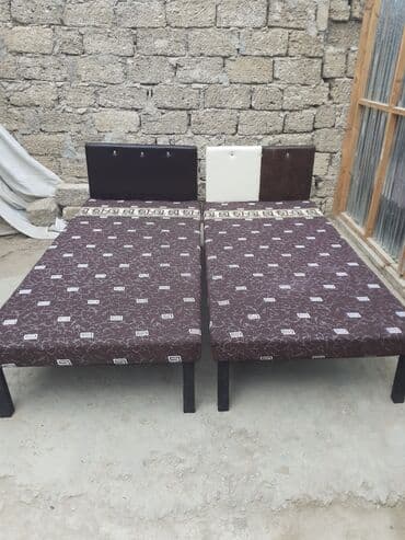 Krovat 
Taza hazırı var 2 adad
Çatdırılma var — 1