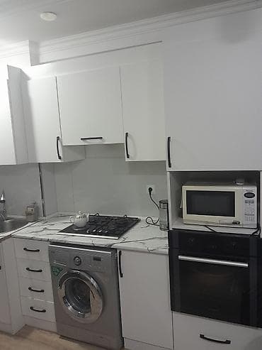 quxna mebilleri: Ağ rəngli, müasir dizaynlı mətbəx mebeli dəsti - Planlama: L şəklində — 5