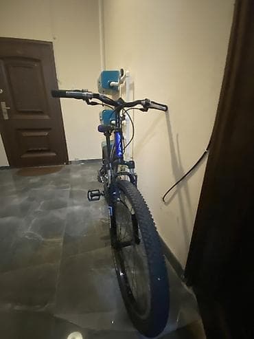 velo bank: Dağ velosipedi – 26” təkər, ön amortizatorlu - Rəng: göy-qara - — 2