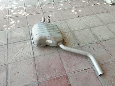inkubator ehtiyat hisseleri: Mercedes arxa qazan qurşitel satılır. Səs boğucu. Çeşqa modelinindir — 2