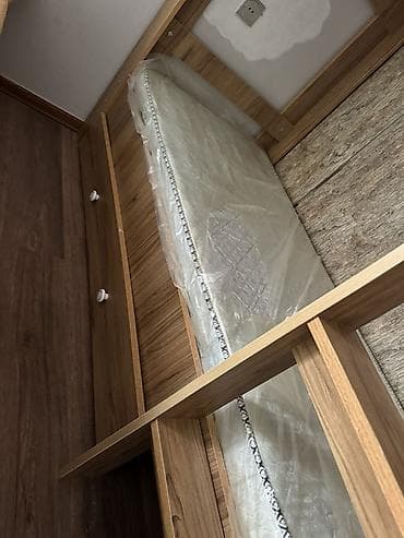 usaq stolu: Oğlan və qız üçün, Çarpayı, Matras ilə, Siyirməli, Laminat — 5