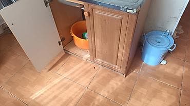 Satılır! Şəkildə gördüyünüz bütün mebellər satılır. Dəstəyə divan — 4