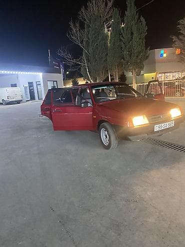 niva oturacaqlar: VAZ (LADA) 21099: 1.5 l | 1996 il 325000 km Sedan — 2