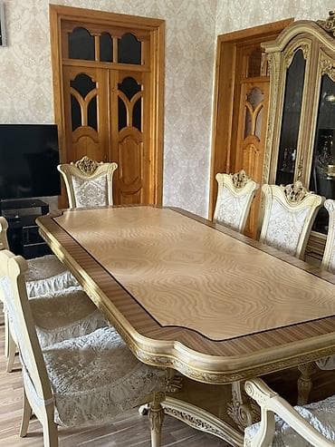 tek stullar: Klassik üslubda yemək otağı dəsti Tərkib: - Uzadılmış formalı iri — 2
