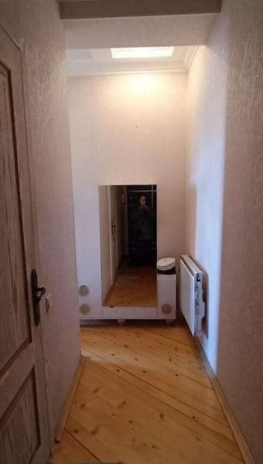 gencede ev elani: Salam Evdə Tək Bəy Yaşıyır Sadəcə Şənbə bazar 3 otaq 145 kv evi və — 7