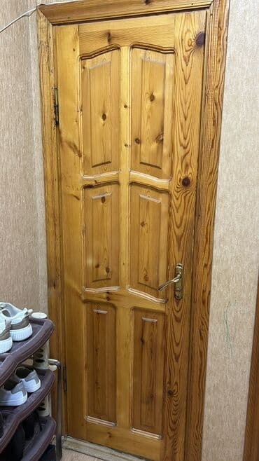 otaq qapi: 5 qapı CƏMİ 100AZN👍👍👍👍 Taxta otaq qapıları – 5 ədəd - Material — 2