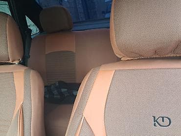 volkswagen passat b5 1 8: Opel Vectra sedan - Kuzov: sedan, boz-qara rəng kombinasiyası, arxa — 1