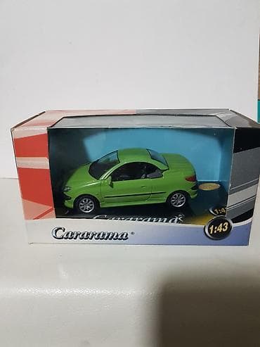 mini mercedes: Kolleksiya üçün 1:43 miqyaslı die-cast model avtomobillər. Şəkillərdə — 5