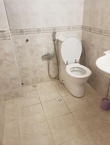 like hotel: Metroya 5 dq lik mesafede qiz telebe otaq yoldasi axtarilir komunal — 2