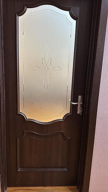 3 ədəd qapı Novxanı Corat yolu bağda 1 i 40 manat — 3