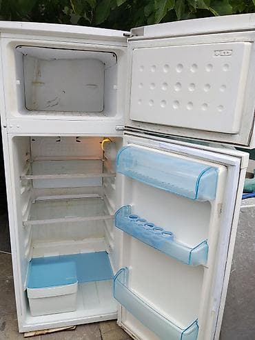 switch 2: Beko ikiqapılı soyuducu - Yuxarıda dondurucu bölmə, aşağıda soyuducu — 2
