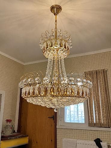 xrustal qutuda: Çılçıraq, 10 və daha çox lampa, Xrustal — 1