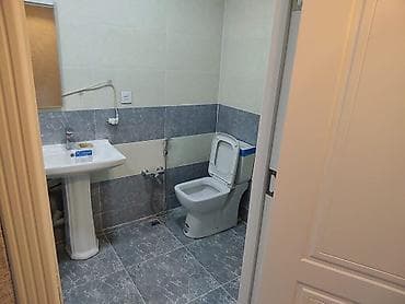 kiraye evler insaatcilar: 2 otaqlı mənzil – studiya tipli zal və mətbəx - TV, Mətbəx mebeli — 3