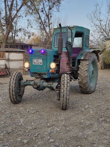 traktor yukleyici: T-40 traktoru - Ön təkərli (ikiqat dar qabaq təkərlər), arxa təkərlər — 2