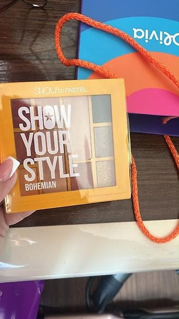 SHOW by PASTEL “Show Your Style – Bohemian” göz kölgəsi palitrası -
