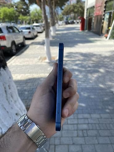 j5 2015 ekran: IPhone 13, 128 GB, Mavi, Face ID — 4