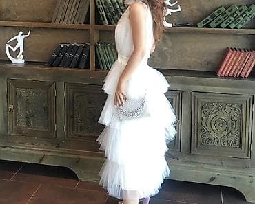 Ağ rəngli ziyafət/gecə libası - Model: çoxqatlı tül ətəkli, beldən — 3