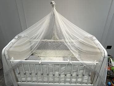 alibebe beşik: Oğlan və qız üçün, İşlənmiş, Dördbucaq, Beşik, Dəst ilə, Matras ilə, Yellənmə mexanizmsiz — 1