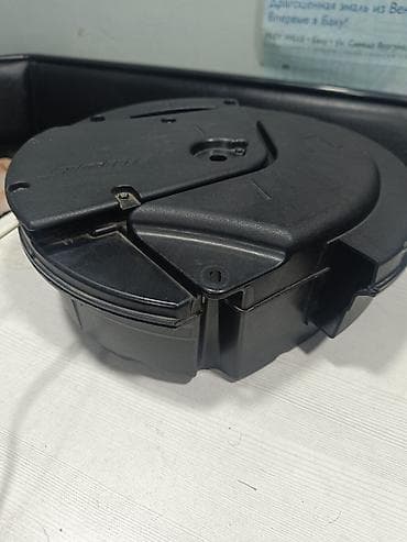 Колонки и сабвуферы: Bose subwoofer (orijinal Mazda hissəsi) - Model/Part nömrəsi: K123 66 — 4