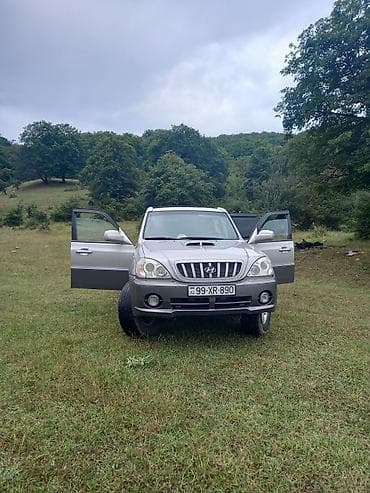 Avtomobil alışı: Hyundai Terracan SUV – salon və eksteryer təsviri - Gümüş rəngli — 8