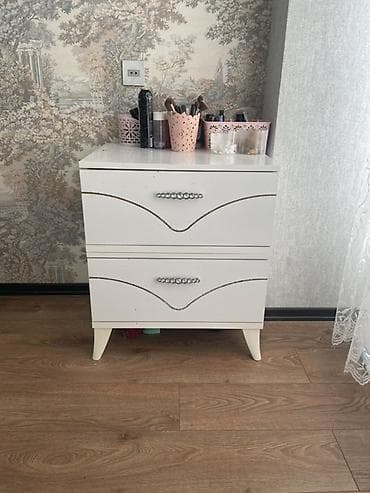 qab: 2 qapılı, Güzgülü, Ağ, Digər material, Kupe, Düz dolab — 6