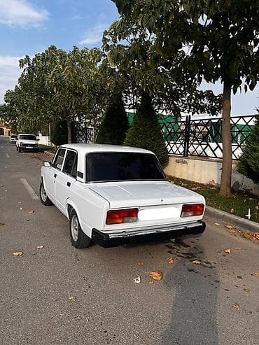 2107 teker: VAZ (LADA) 2107: 1.6 l | 2010 il 15000 km Sedan — 5