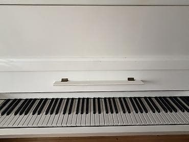 piyanino: Ağ rəngli akustik upright piano. hec calinmayib, hecbir prablemi — 4