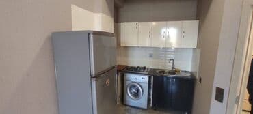 evler bineqedide: Mənzil tam əşyalı kirayə verilir. 14.12 mərtəbə, 58 kv, 1 otaq, (1-2 — 5