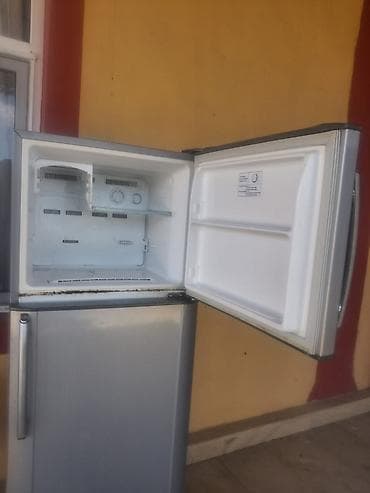 Soyuducular: 2 qapılı Samsung Soyuducu Satılır, rəng - Gümüşü — 1