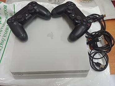 Sony PlayStation 4 Slim (ağ/gümüş rəng) Komplekt: - PS4 Slim konsolu lalafo.az -da Sony PlayStation 4 Slim (ağ/gümüş rəng) Komplekt: - PS4 Slim konsolu