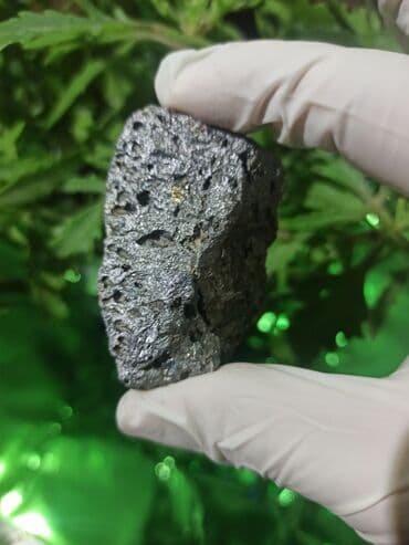 Toy paltarları və aksesuarları: "Kolleksiyaçılar üçün möhtəşəm Metalik Daşlar" ✨ 💎 Qiymətlə bağlı — 5