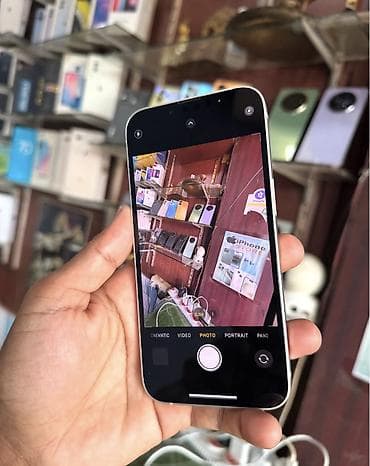 ıphone 5se: IPhone 13, 128 GB, Ağ, Zəmanət, Simsiz şarj, Face ID — 5