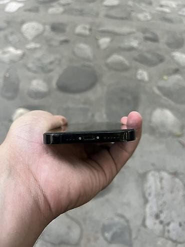 mini pc computer: IPhone 14 Pro, 128 GB, Graphite, Face ID — 3